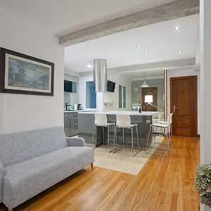  Apartment Amplio En Gros Con Parking Privado
